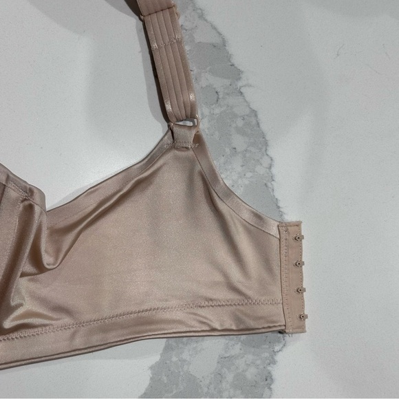 Bali 2 Elegant Black and Cream Women's Bra size 38DD - Picture 9 of 16